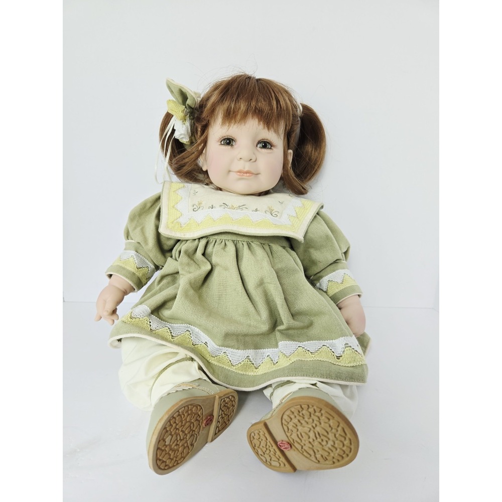 Adora vinyl collectible‎ baby doll green dress sitting 18" Toddler